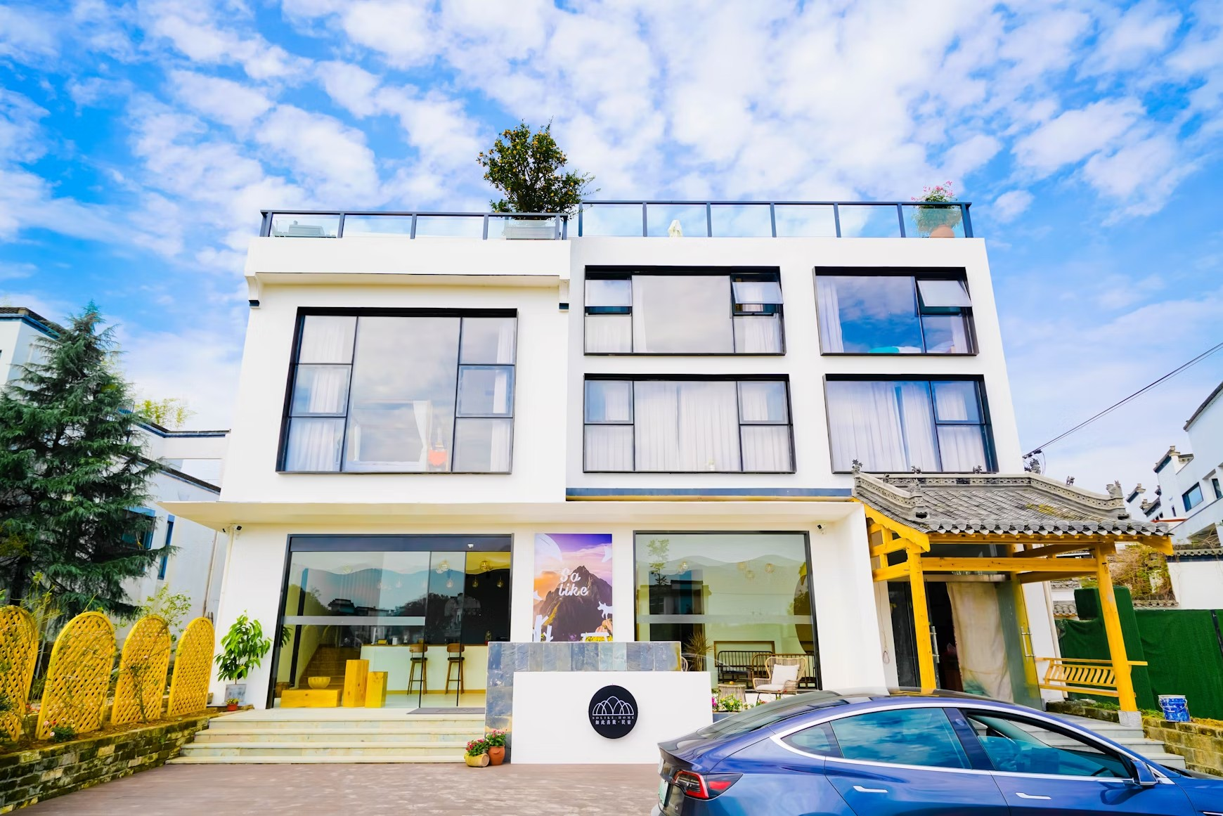 Comfortable homestay rooms and resort facilities